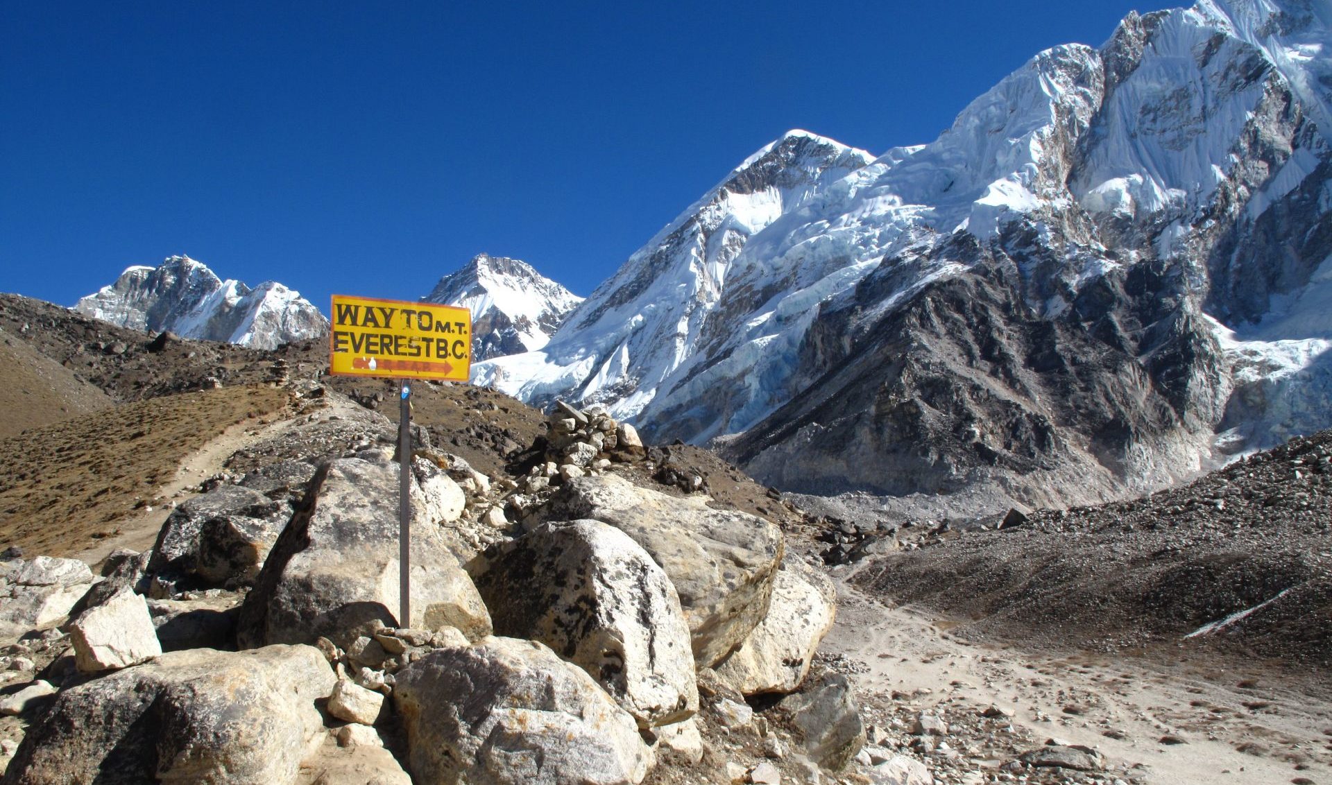 Upper Mustang Hiking and Treking